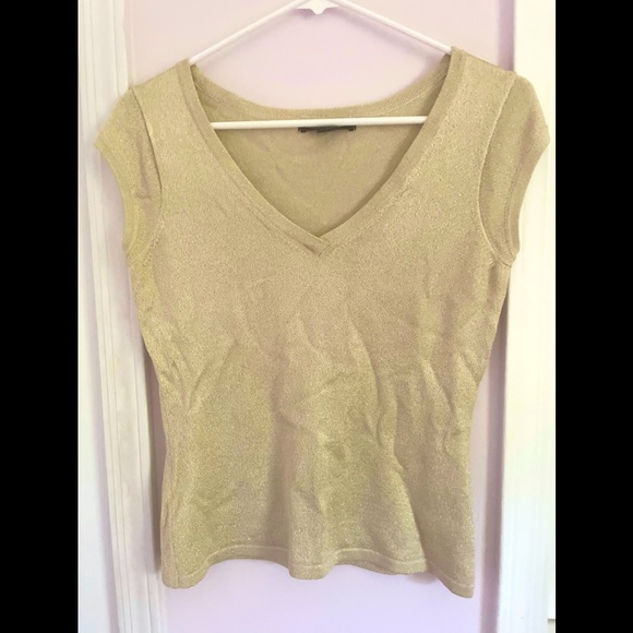 BANANA REPUBLIC gold top with shimmer. M. Excellent used condition - Picture 2 of 6